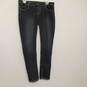 Eighty Eight, perfect jeans.  Size 6